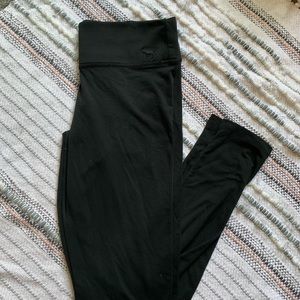 Black Victoria’s Secret PINK leggings